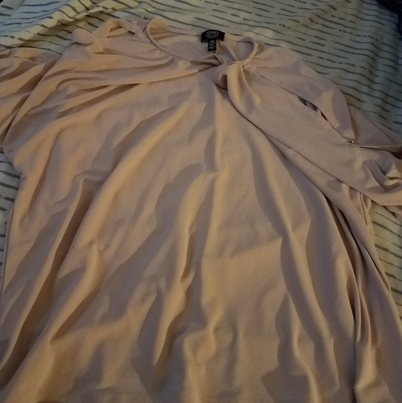 Woman XL clothing - Picture 2 of 8